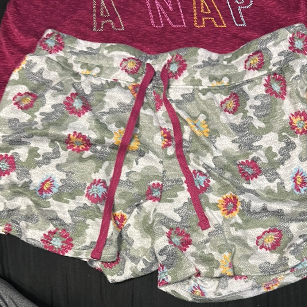 Red Sleepwear Tank Top with Humorous Print - Picture 2 of 5